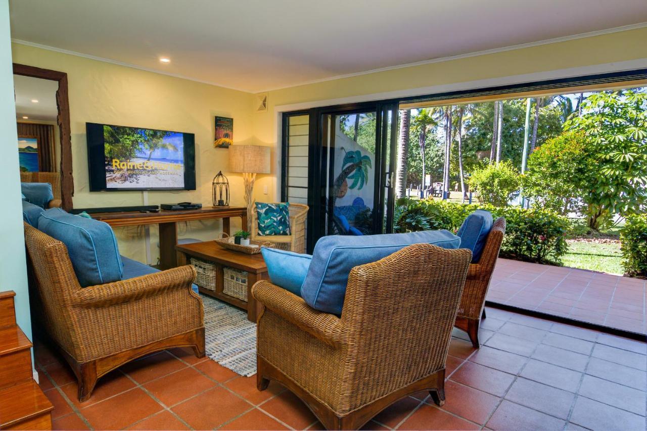 Number 2 On The Beach | Beautiful Beachfront Villa Port Douglas Extérieur photo