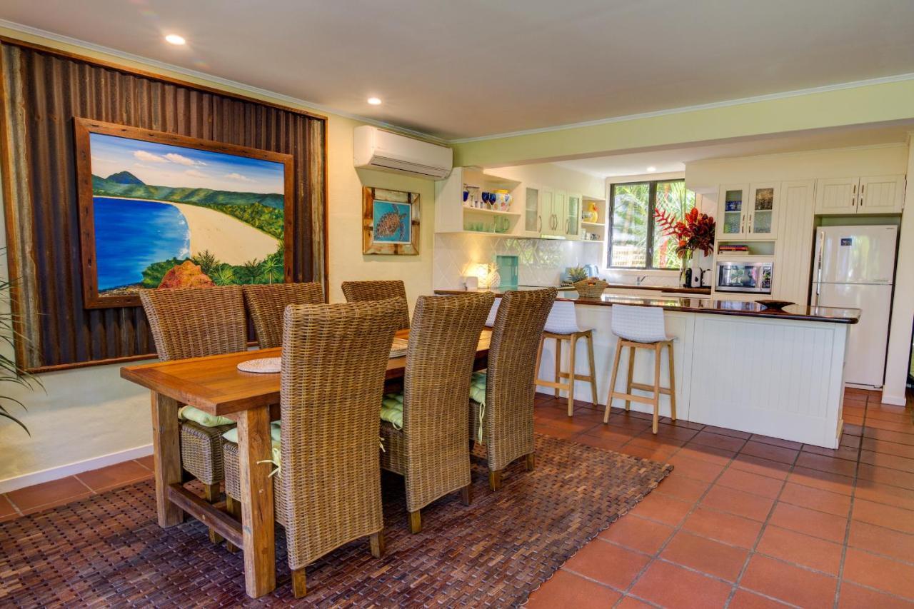 Number 2 On The Beach | Beautiful Beachfront Villa Port Douglas Extérieur photo